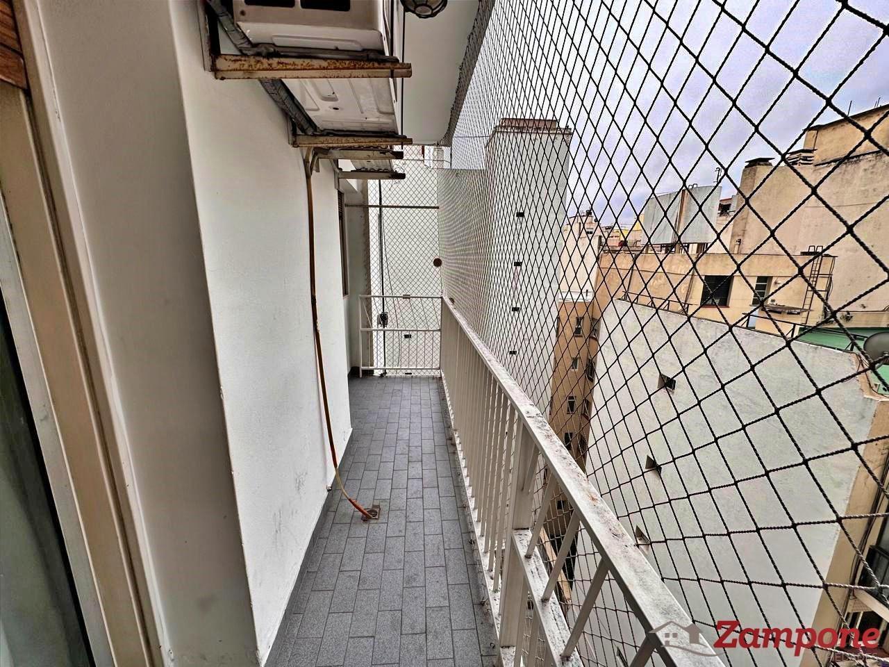 Foto de Departamento de 5 amb con cochera fija en Caballito, imagen 3