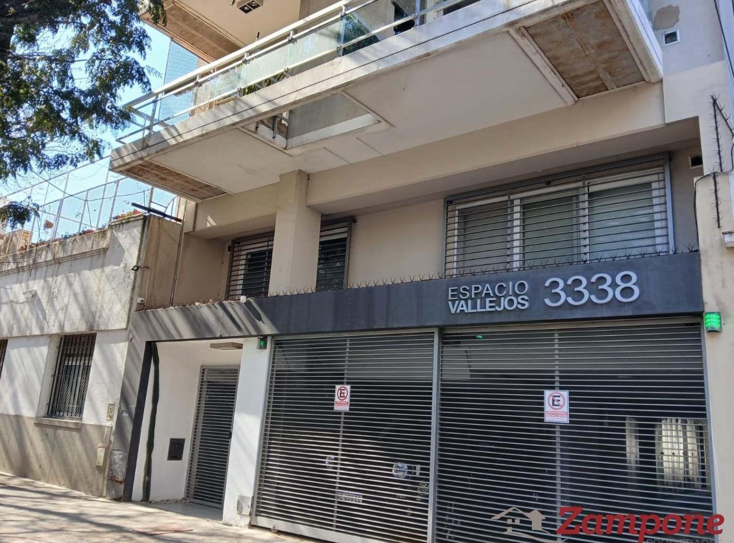 Foto de Departamento Mono ambiente dividido c / dos balcones !!, imagen 1