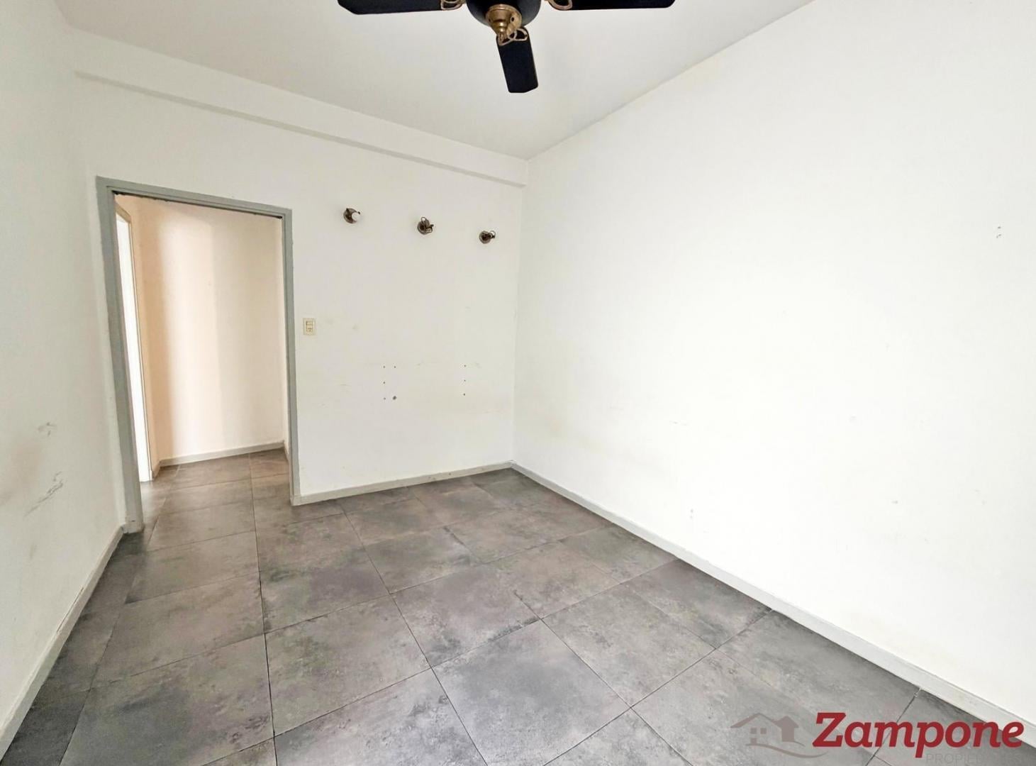 Foto de VENTA 2 AMBIENTES | EXCELENTE DISTRIBUCIÓN | ABASTO, imagen 1