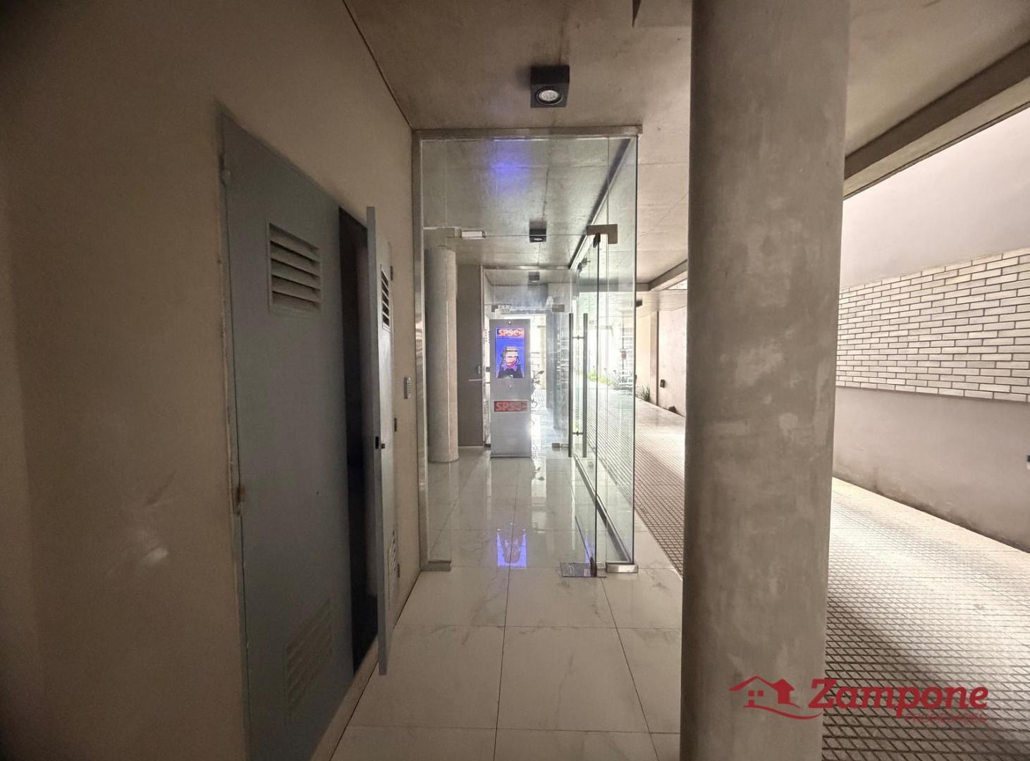 Foto de Oficina Duplex en Alquiler Colegiales, imagen 4