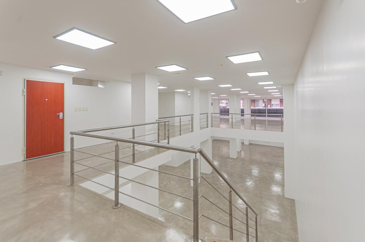 Oficina en Venta - Refaccionada a Nueva - Recoleta