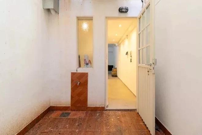 Monoambiente en Venta - Reciclado a Nuevo - Almagro - Con Patio Propio