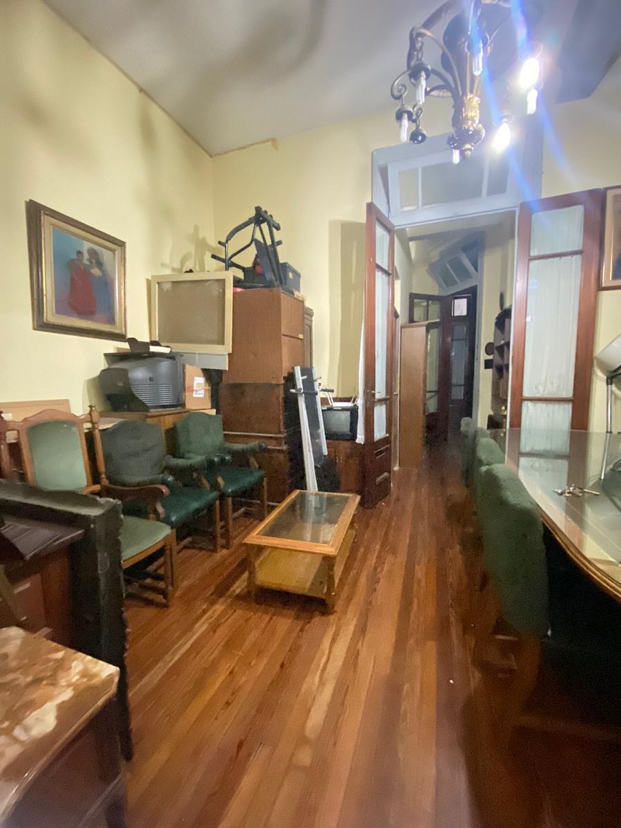 Departamento en Venta - 6 Ambientes - Balvanera 1