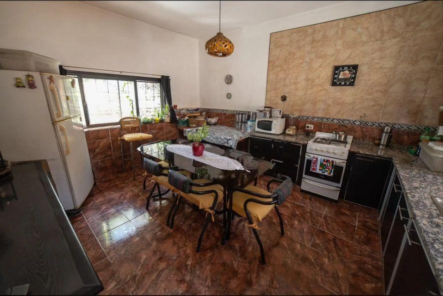Casa de Lote Propio en Venta - 7 Ambientes - Boedo 1