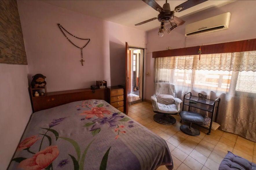 Casa de Lote Propio en Venta - 7 Ambientes - Boedo 3