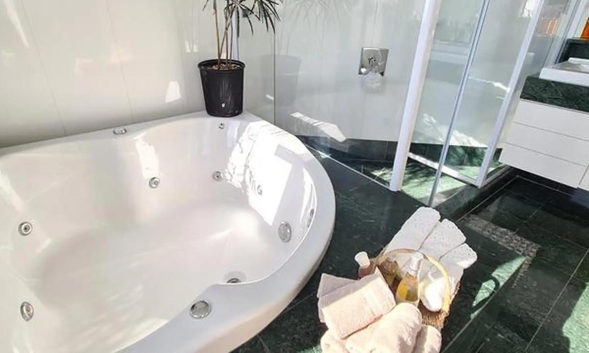 Departamento en Venta - 8 Ambientes - 4 Cocheras - Torre Full Amenities - Puerto Madero 4