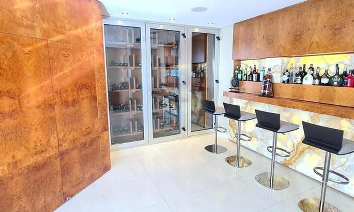 Departamento en Venta - 8 Ambientes - 4 Cocheras - Torre Full Amenities - Puerto Madero 3