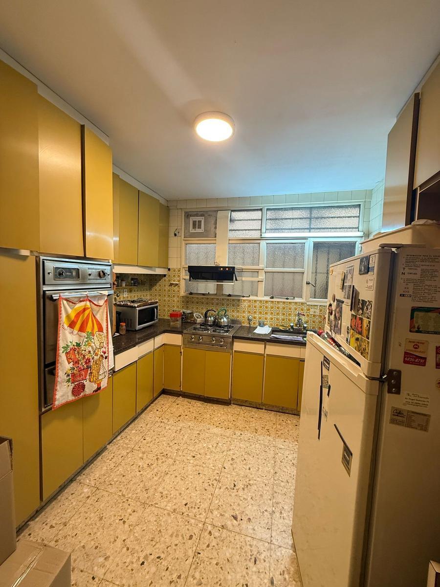 Departamento en Venta - 5 Ambientes con Dependencia - Patio - Cochera - Villa Crespo 4