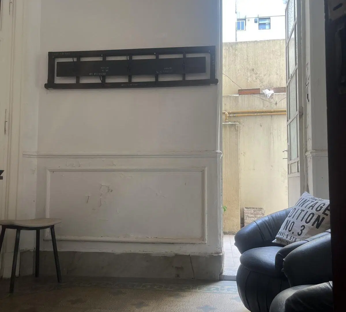 Departamento ideal para flipping en hermoso edificio antiguo de categoria 5