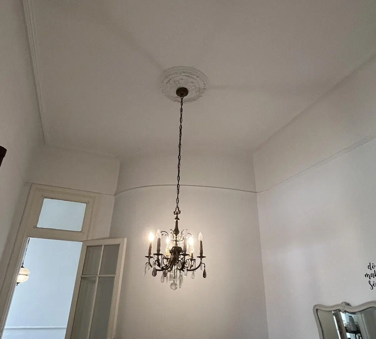 Departamento ideal para flipping en hermoso edificio antiguo de categoria 4