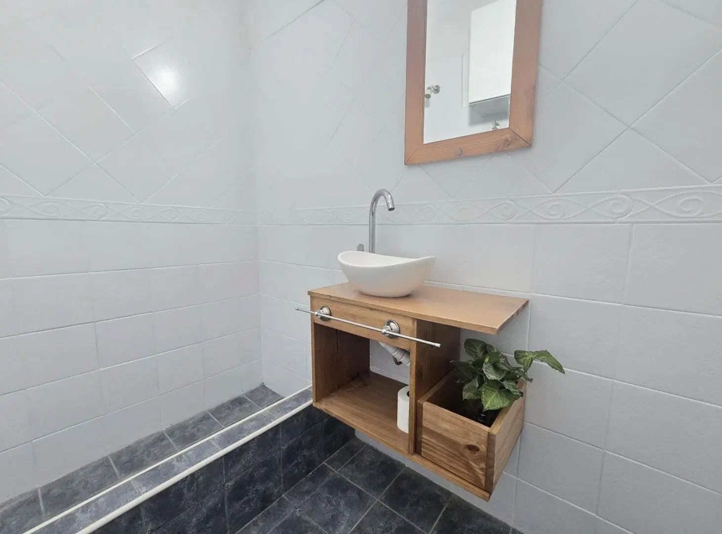 PH de 4 ambientes con patios y 2 baños 3