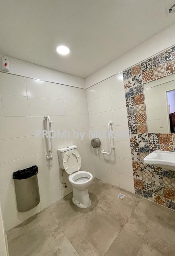 Venta Local en Paternal - Cuadra Altamente Transitada con Excelente Renta 2