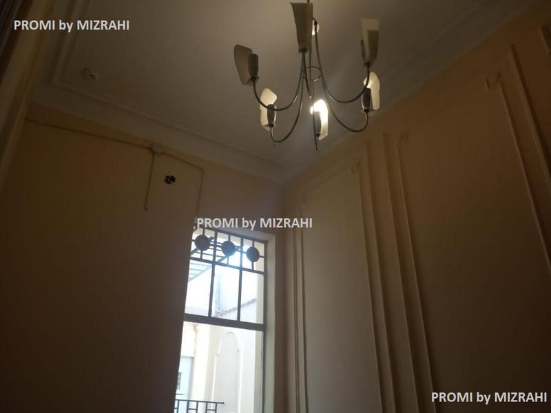 Venta de Piso Tipo PH (1º Piso) - San Telmo 5
