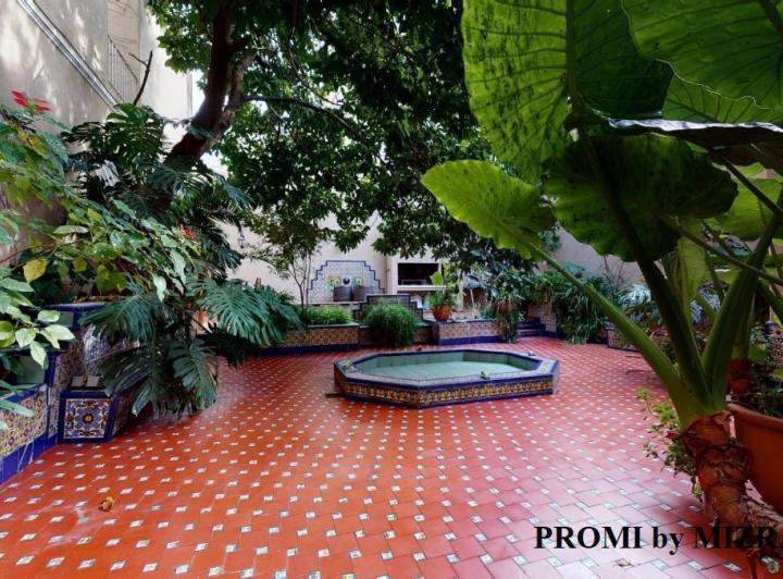 Venta Casa Hotel en San Telmo 2