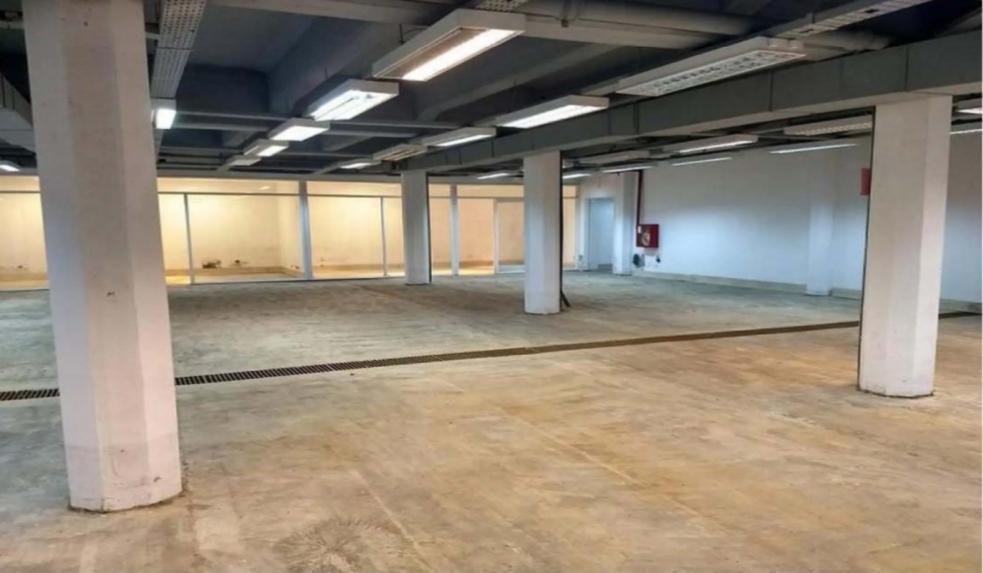 Alquiler Edificio Comercial de Oficinas y Deposito en San Telmo - Monserrat