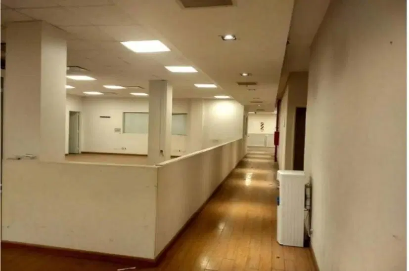 Alquiler Edificio Comercial de Oficinas y Deposito en San Telmo - Monserrat 4