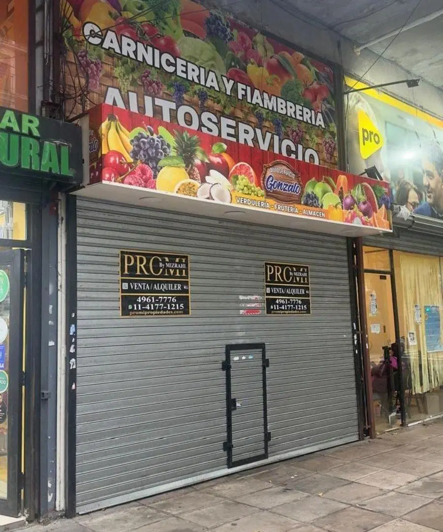 Venta Local en Balvanera 3