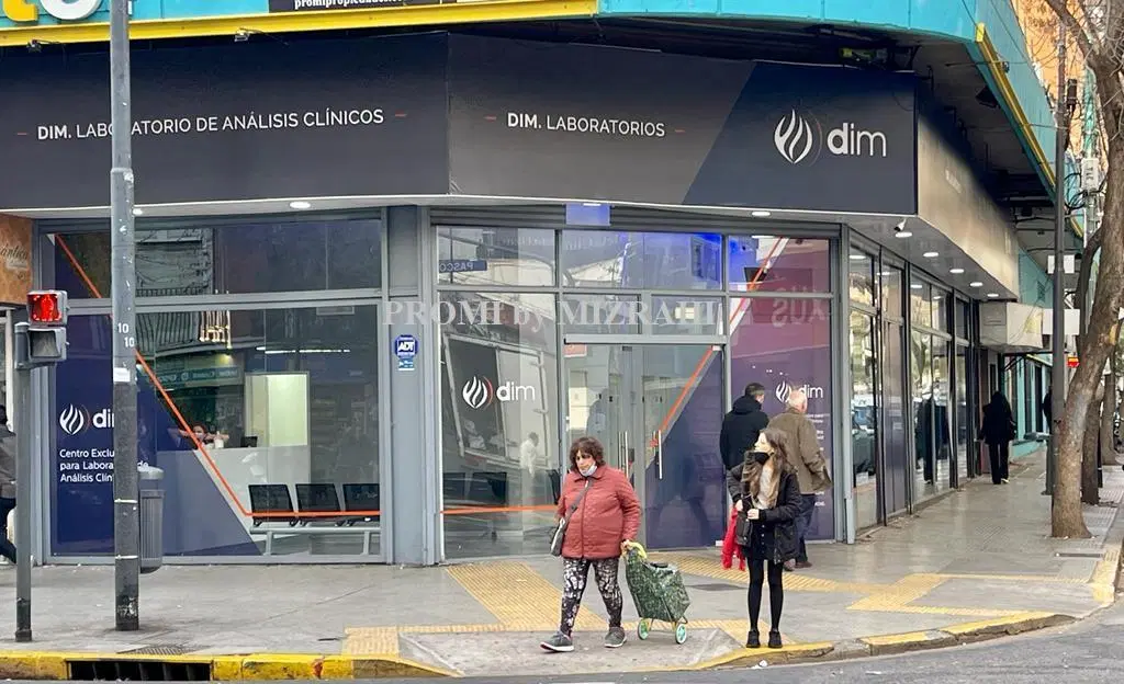 Alquiler Local en Esquina en Balvanera / Once 2