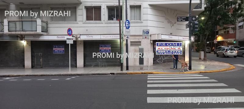 Foto de Venta Local de Esquina en Recoleta con Renta, imagen 3