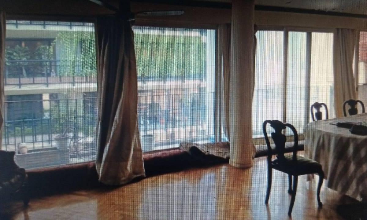 Piso en Venta o Alquiler Recoleta de 4 Ambientes y Dependencias 2