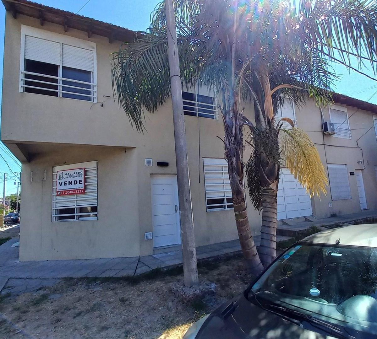 VENTA DUPLEX 3 AMB ISIDRO CASANOVA - APTO CRÉDITO