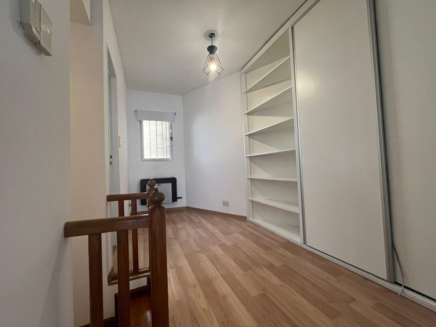 Foto de VENTA DUPLEX 3 AMB HAEDO NORTE - C/ COCH. - APTO CRÉDITO, imagen 4