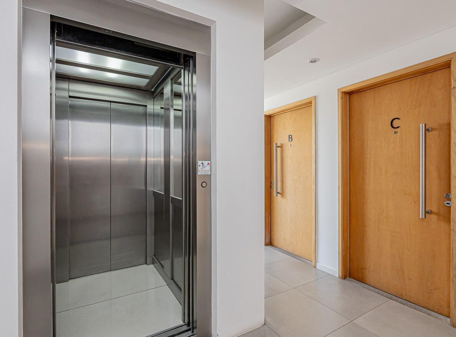 Foto de VENTA DEPTO MONOAMBIENTE - COMPLEJO VILANOVA RAMOS C/COCH Y BAULERA, imagen 3