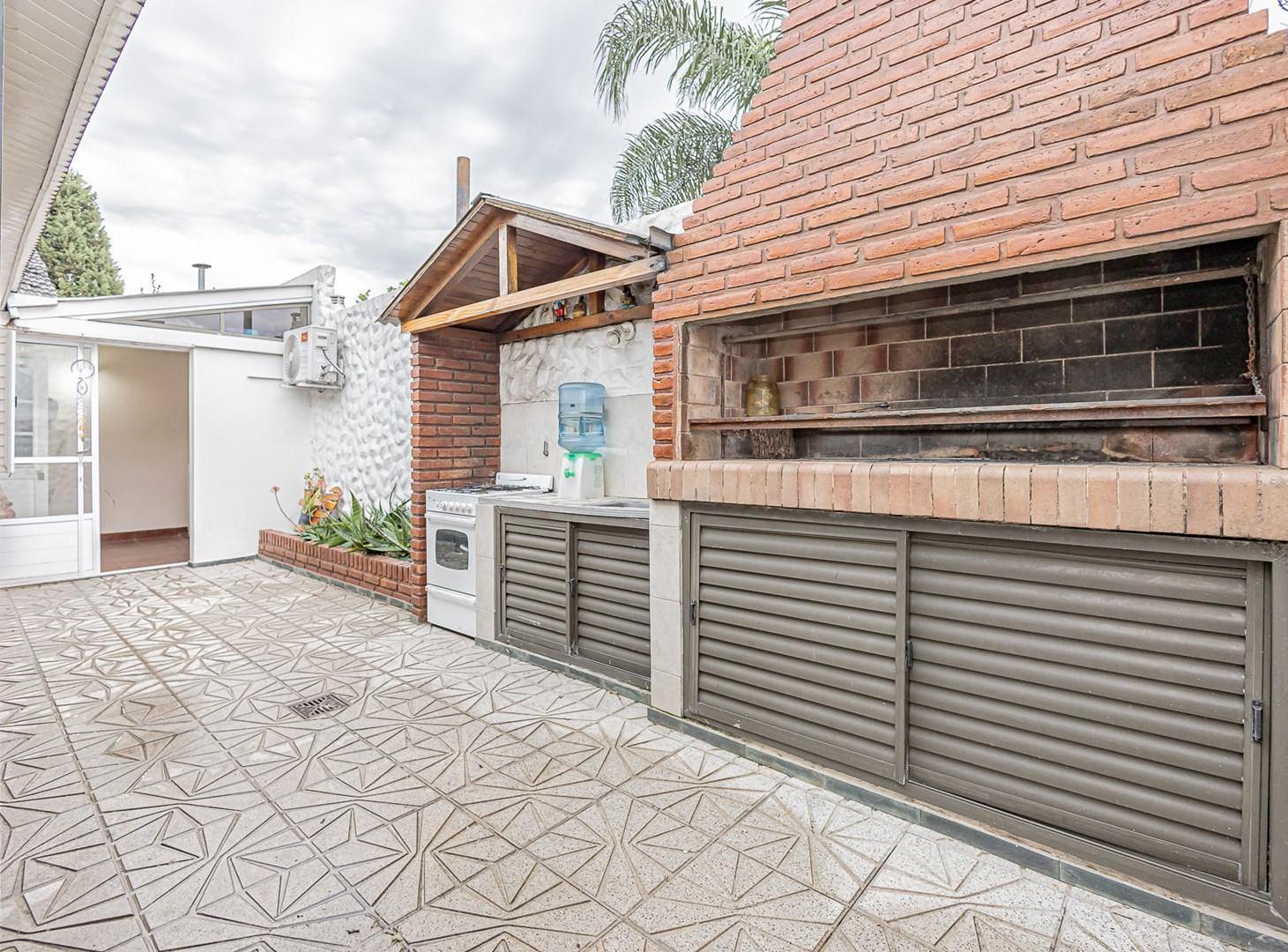 VENTA PH 3 AMB EL PALOMAR - C/PATIO Y PARRILLA