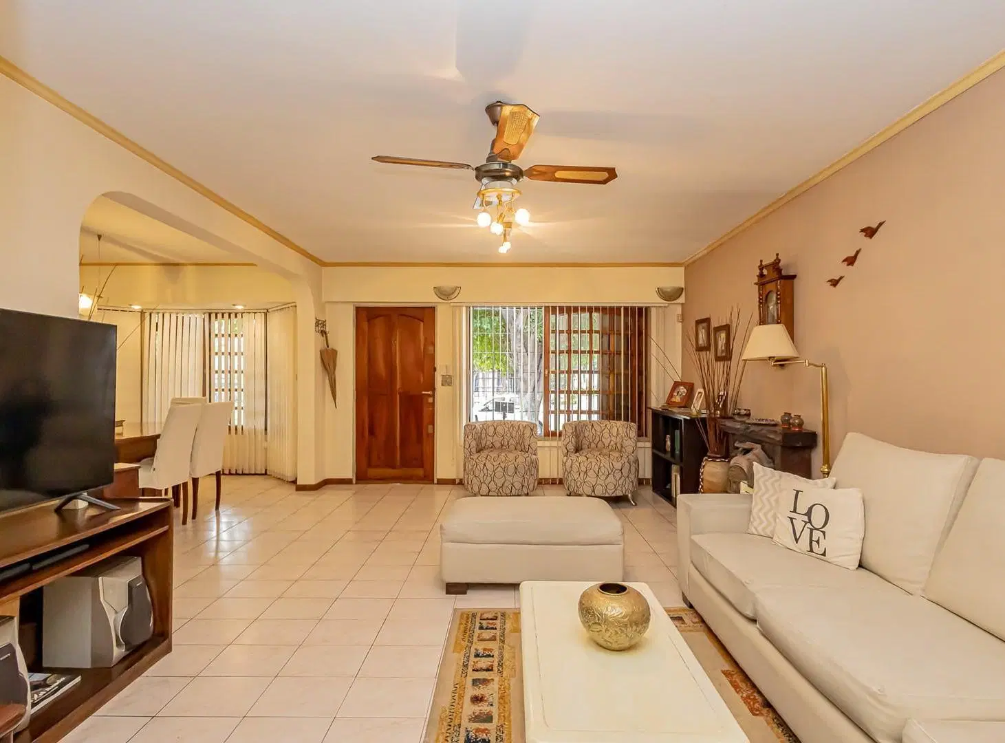 Casa Chalet  en Venta en Barrio Güemes, Haedo, Morón 2