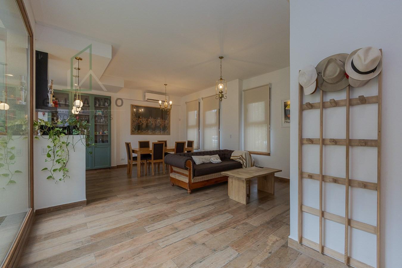Foto de Casa en Venta en Haedo, Morón, G.B.A. Zona Oeste, imagen 2