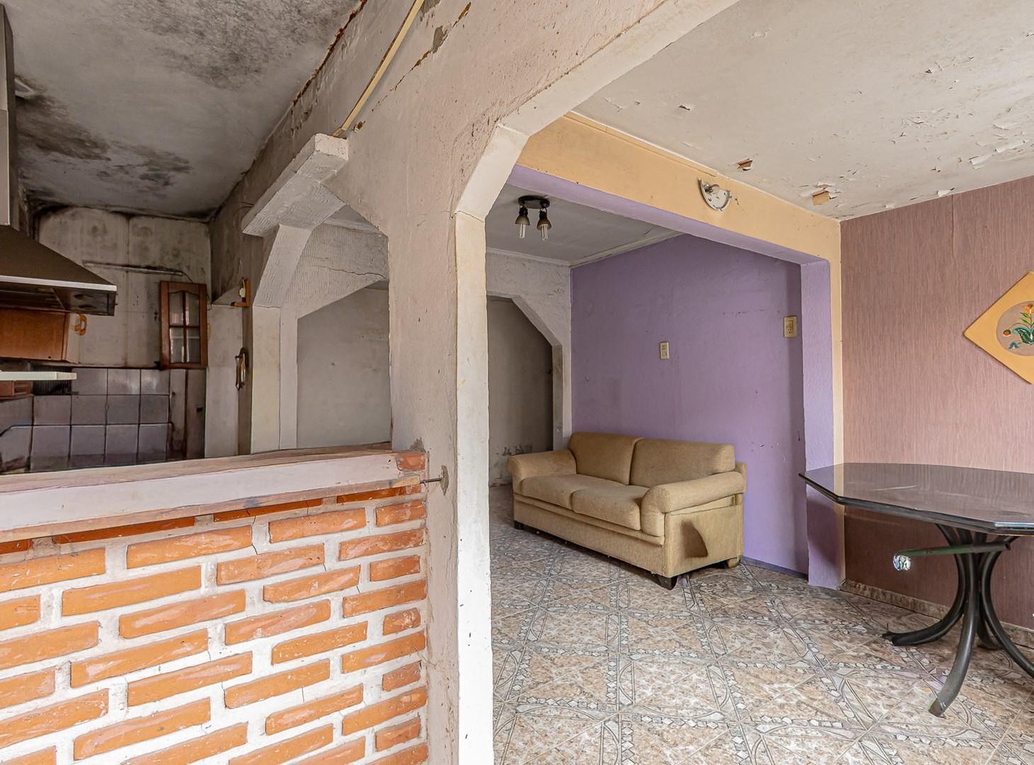 Foto de Departamento PH en Venta en Lanús, G.B.A. Zona Sur, Argentina, imagen 2