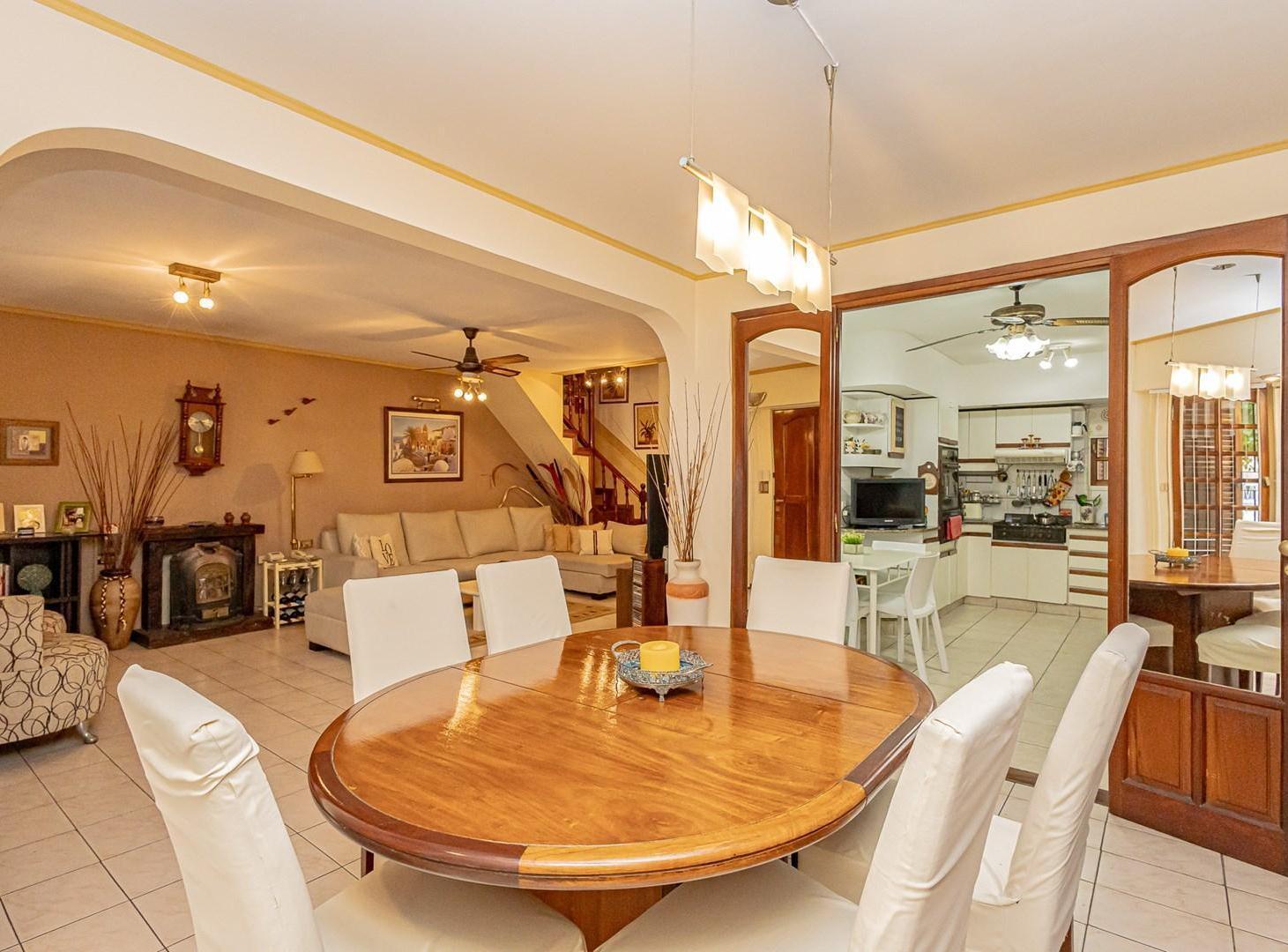 Foto de Casa Chalet en Venta en Barrio Güemes, Haedo, Morón, imagen 4