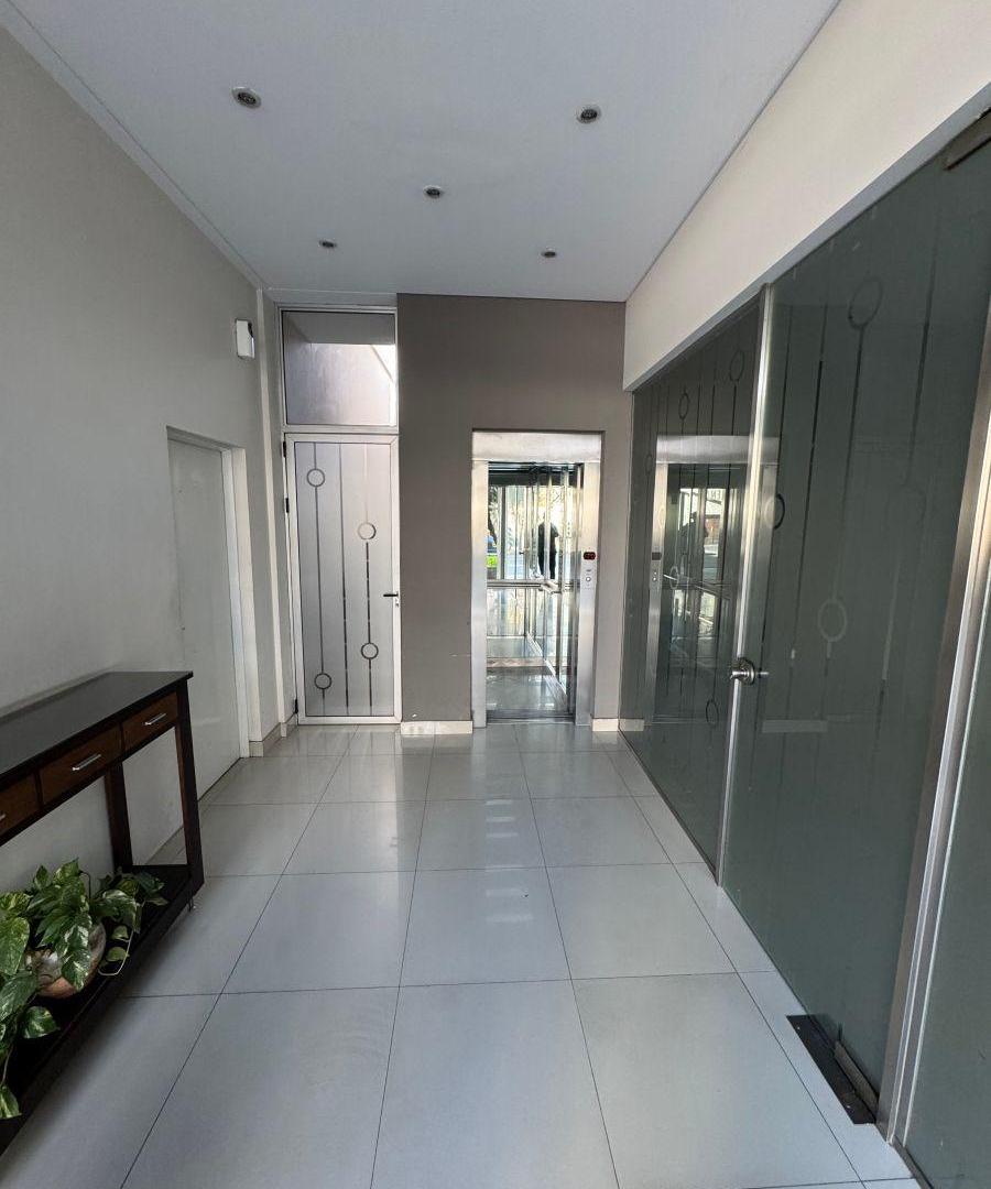 Foto de Departamento excelente ubicación amplio balcón impecable, imagen 1