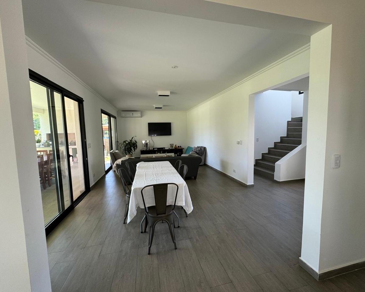 Casa en venta en barrio San Matias, Escobar