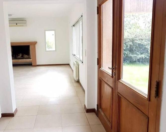 Casa en alquiler en Barrio San Isidro Labrador - Villanueva. 1