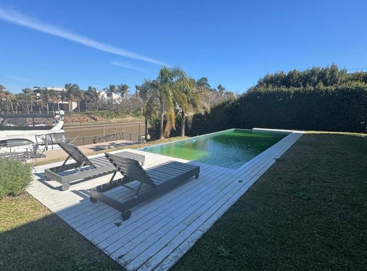 Casa en El Yacht 2
