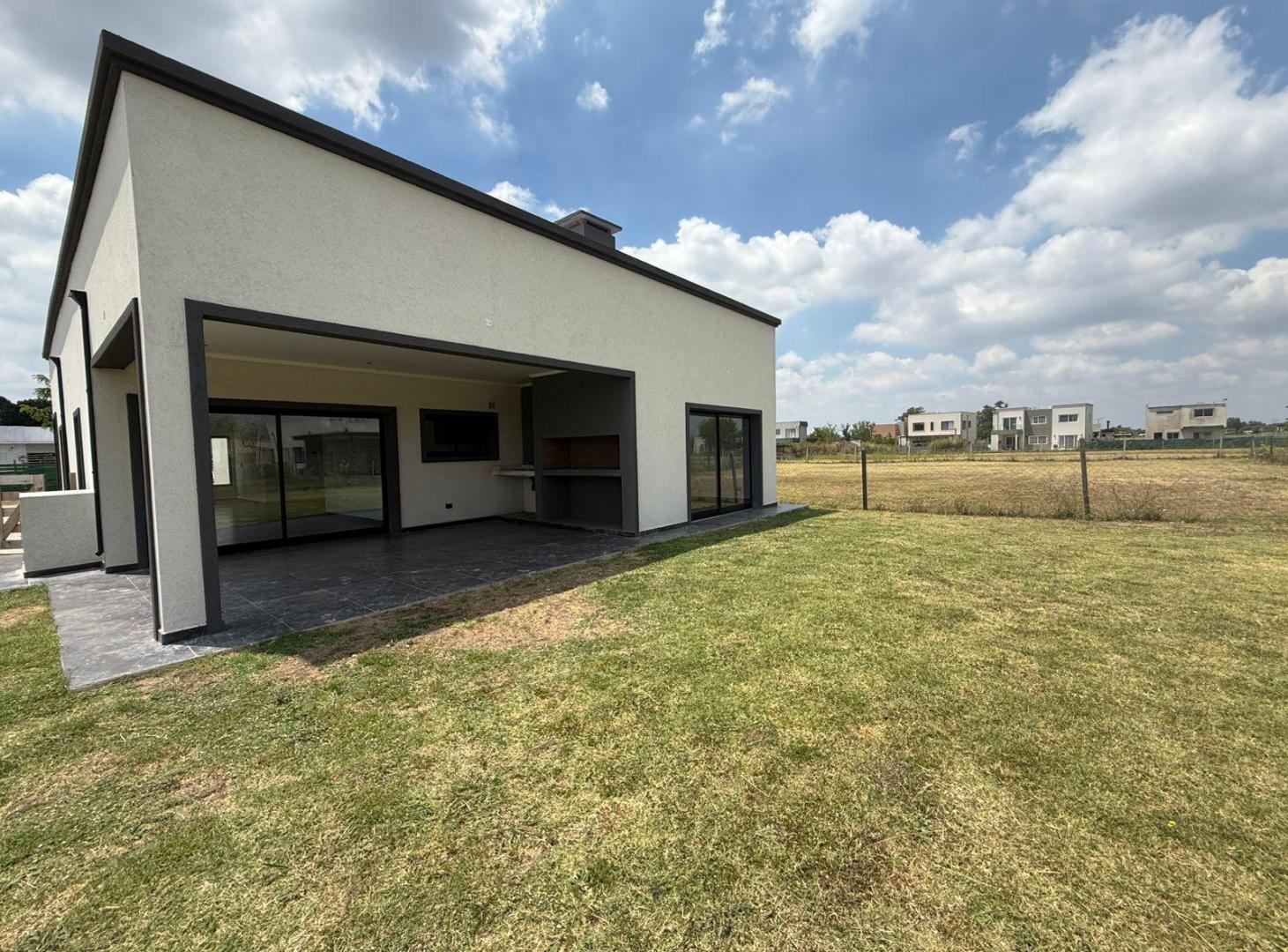 Casa en venta en barrio San Pablo, Pilar