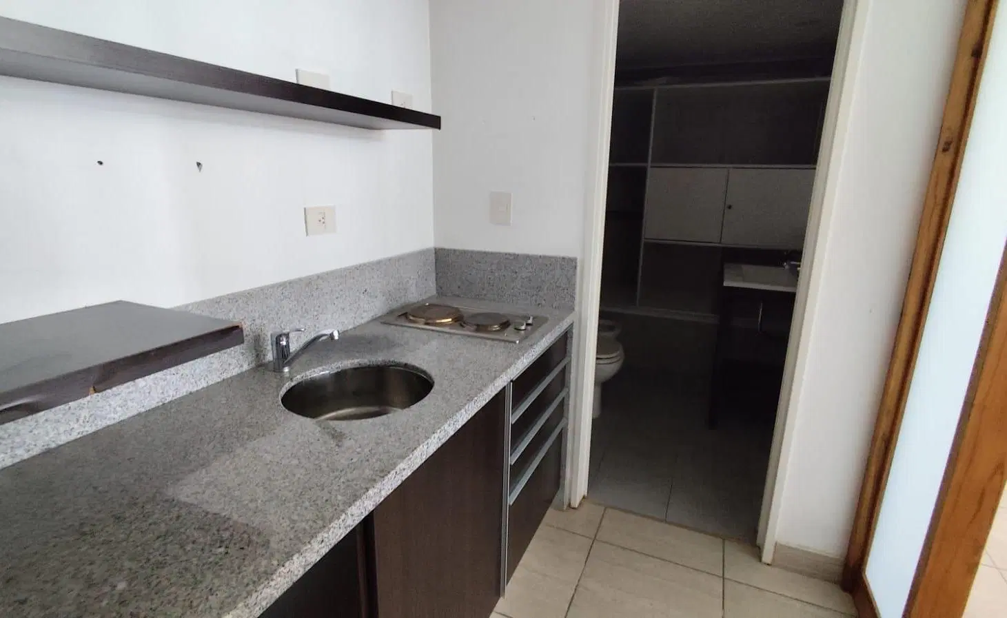 Oficina en alquiler en edificio Puerta Norte , Nordelta 4