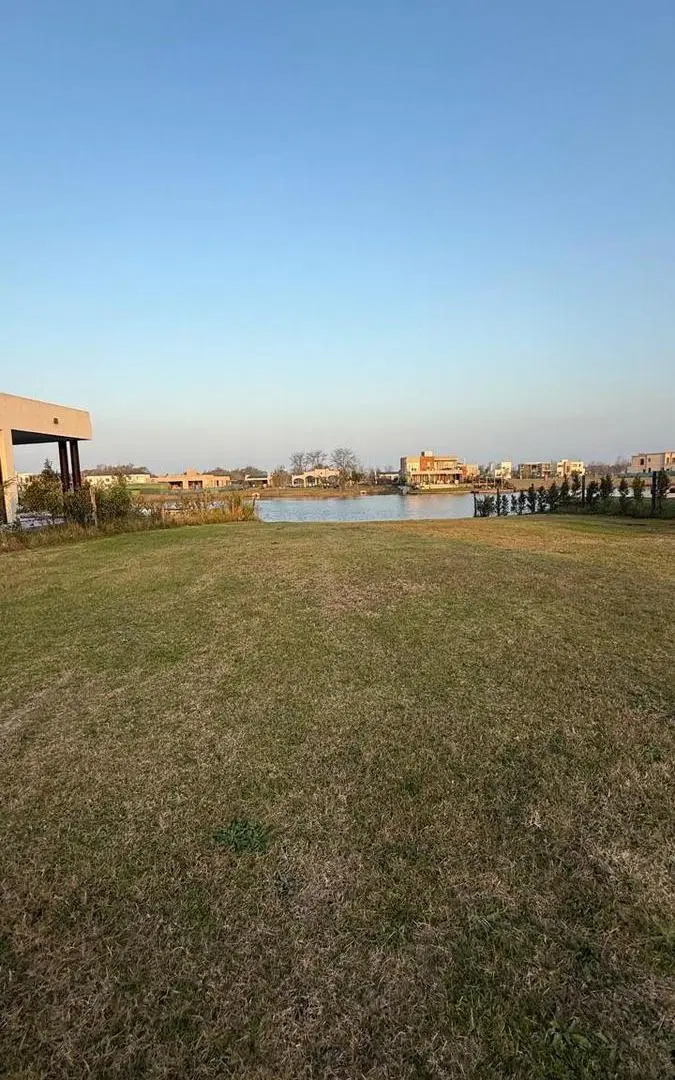 Terreno en venta en Santa Ana 1