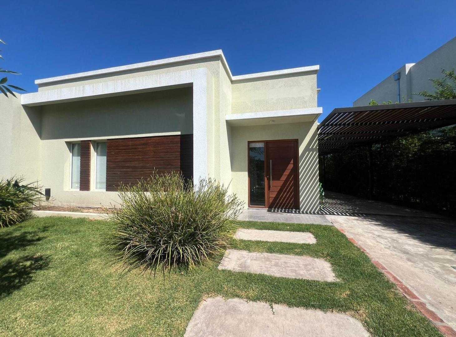 Casa en Venta Santa Guadalupe, Pilar del este