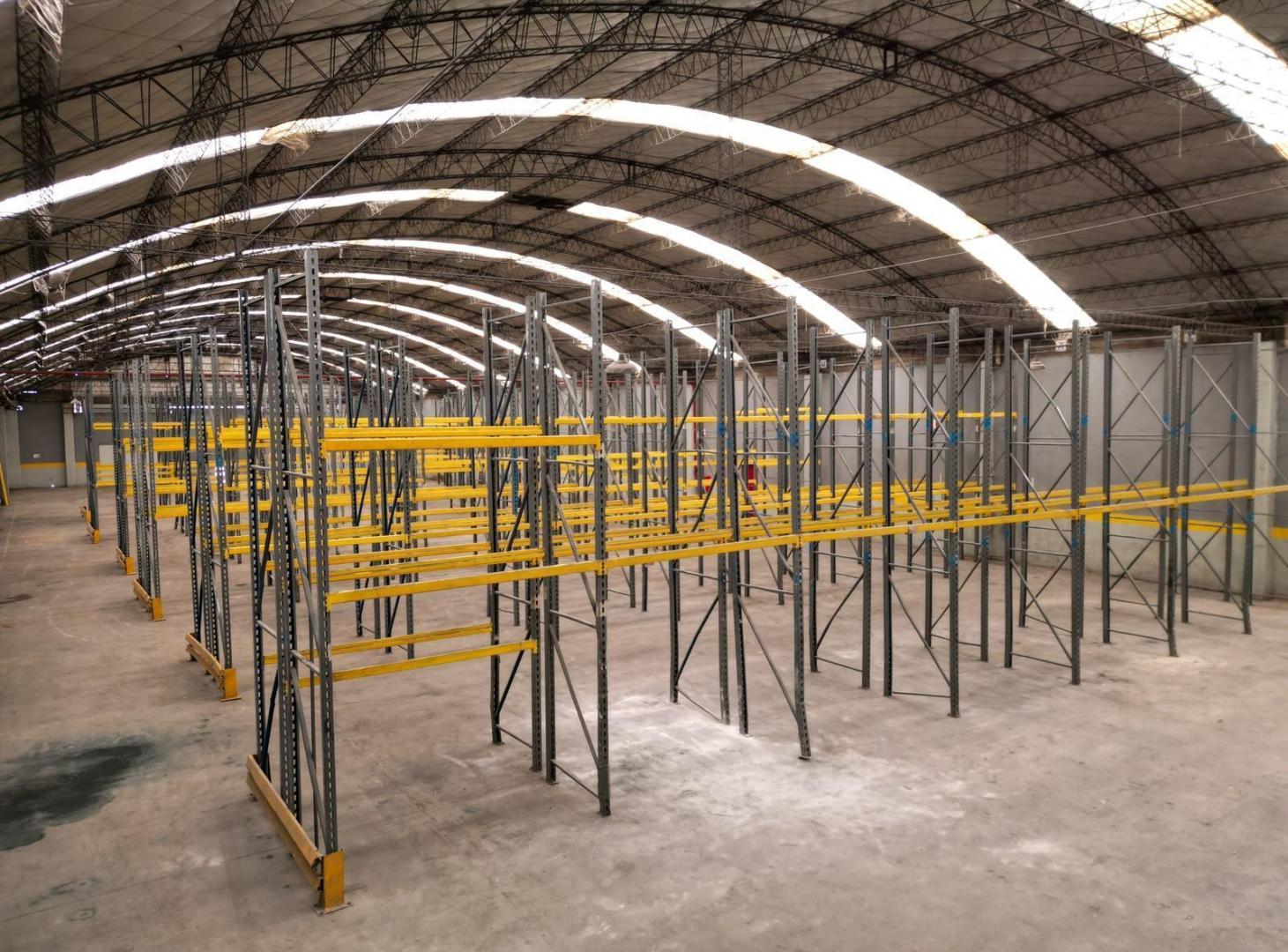 Foto de Galpón/depósito en alquiler - Garin -El Triangulo, Parque Industrial, imagen 1