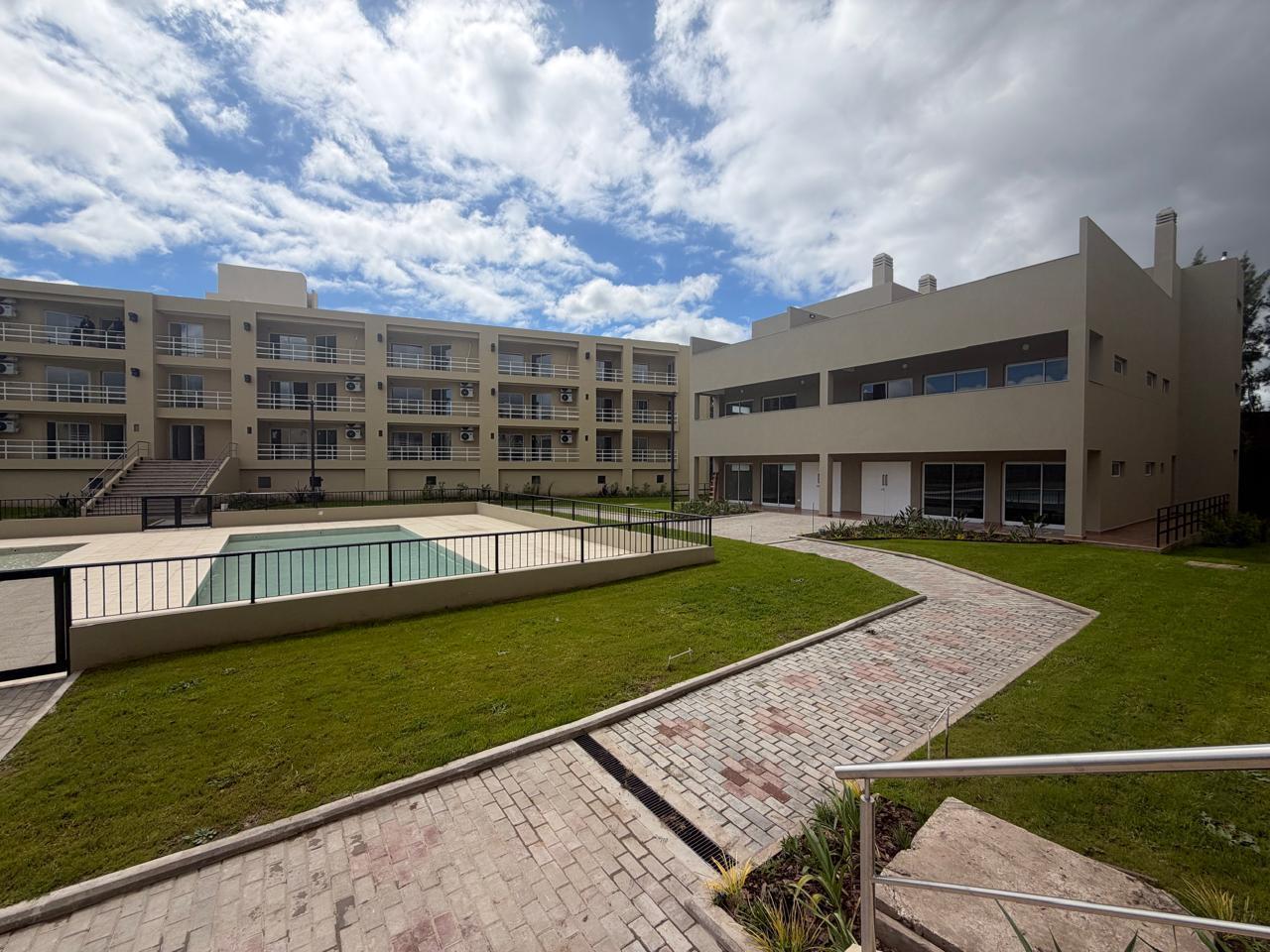 Foto de Departamento en alquiler en barrio El Reparo, Pilar, imagen 1