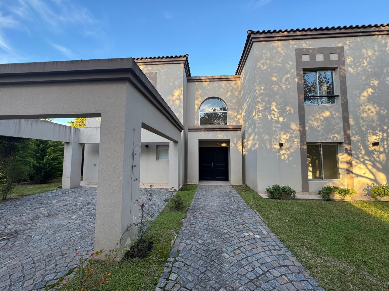 Foto de Casa en venta y alquiler en barrio La Alameda Nordelta, imagen 2