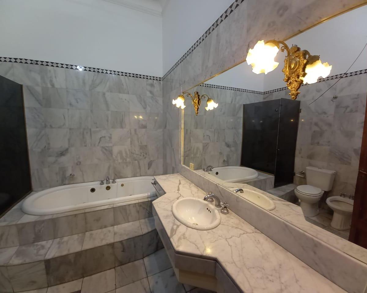 Casa en Venta en La Plata 5