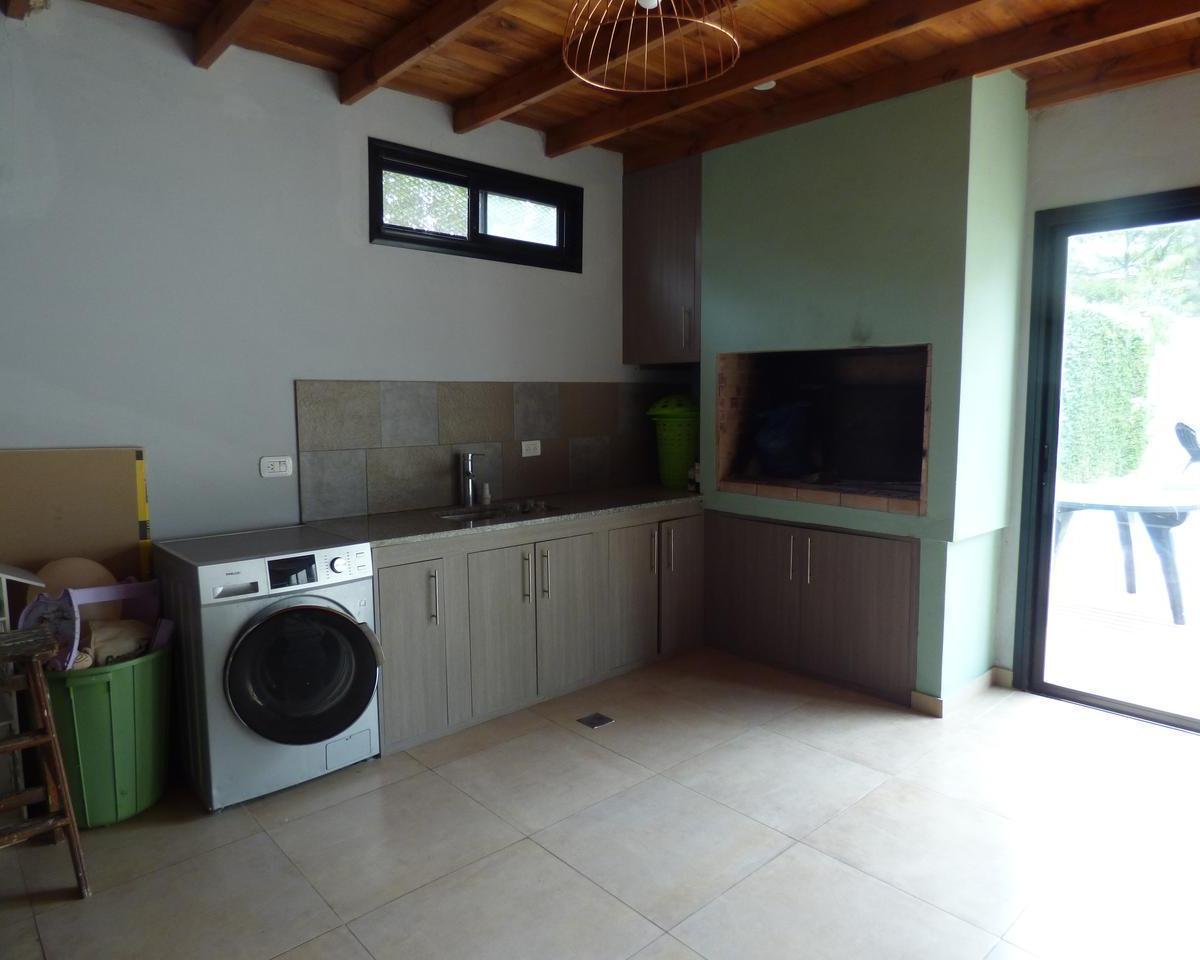 Casa en Venta en Villa Elisa 3