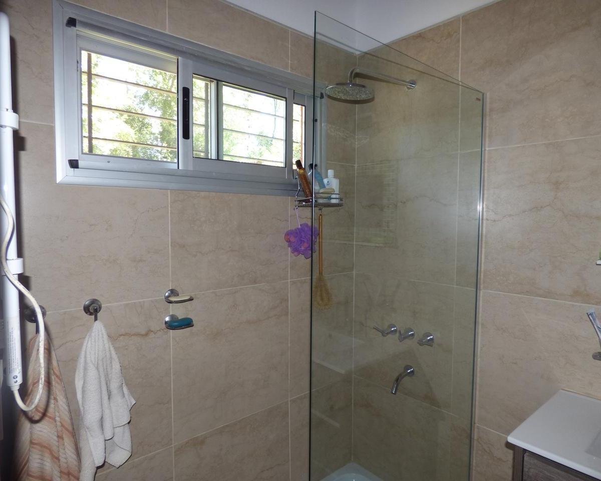Casa en Venta en Villa Elisa 4