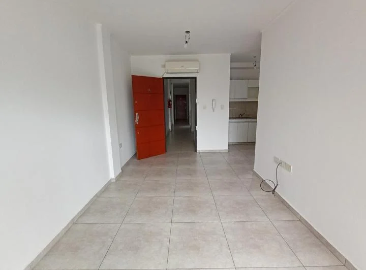 Departamento en alquiler en La Plata 3
