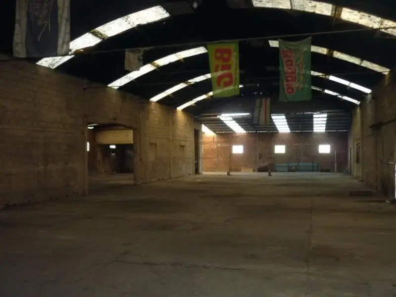 Depósito en venta en La Plata 4
