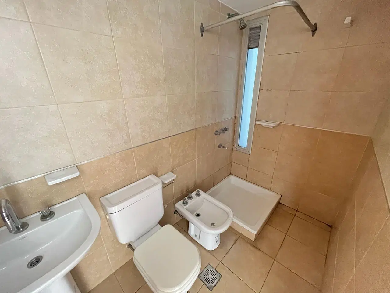 Departamento en alquiler en La Plata 5