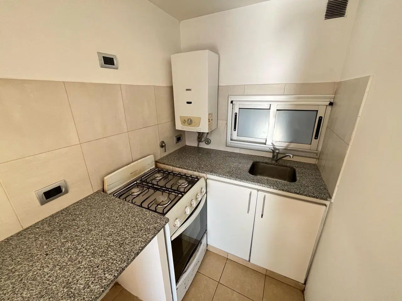 Departamento en alquiler en La Plata 4